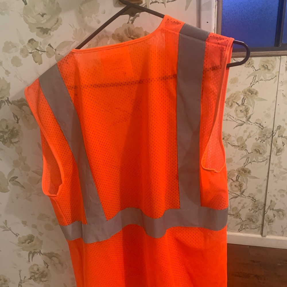 High Visibility Safety Vest - Picture 7 of 7